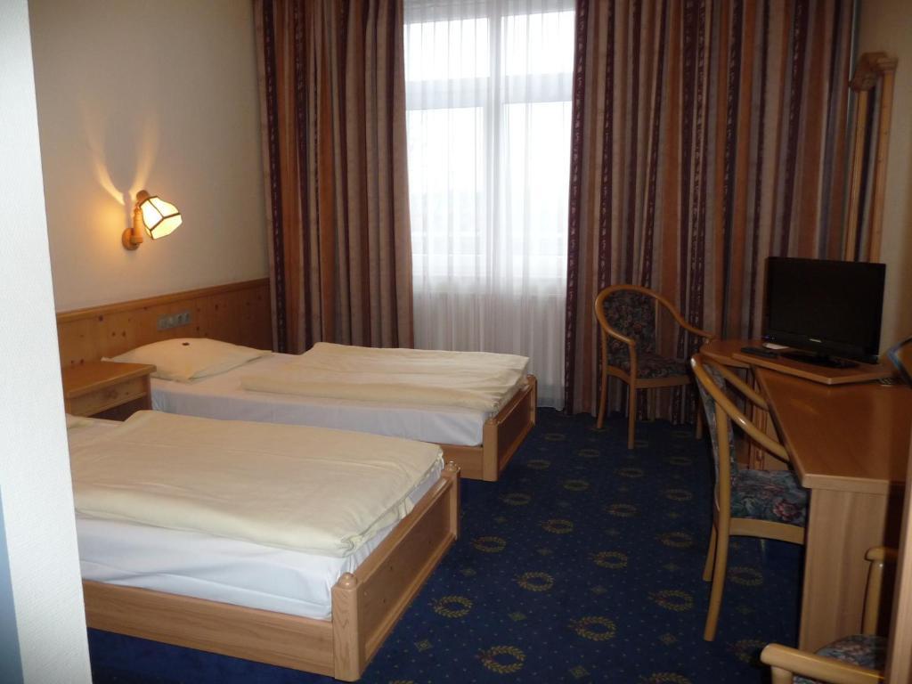 Hotel Kronprinz Garni Μίντεν Δωμάτιο φωτογραφία